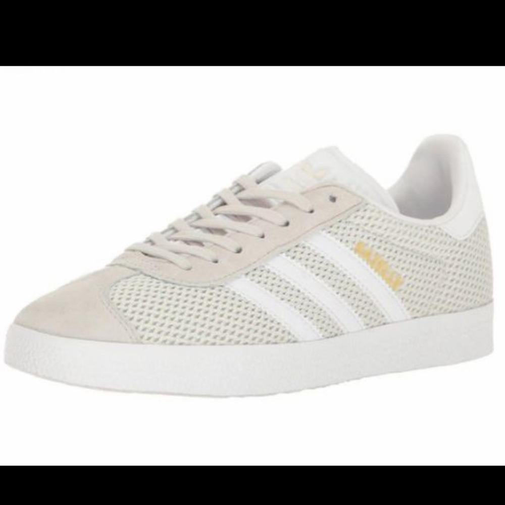 Adidas Gazelle Sneakers in Cream sz 6.5